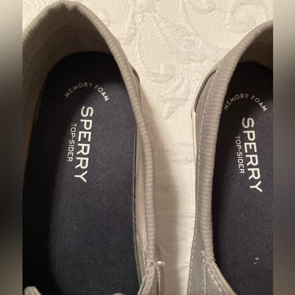 Sperry Women’s Lounge Away Grey Top Sider Shoes
Size 7.5 - Picture 5 of 6